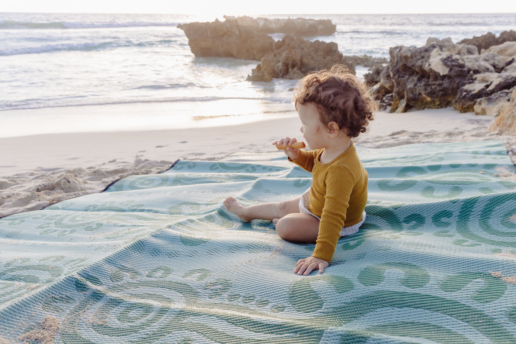 Coastal People Recycled mat (Green/Olive)