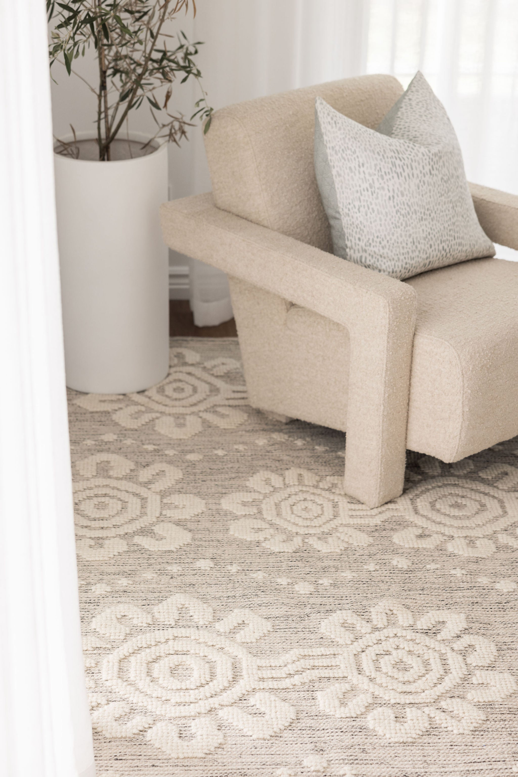 Aboriginal Rugs, Mats & Cushions | EMRO Designs | Australia